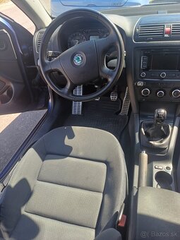 Škoda octavia 2  1,6MPI 75KW - 13