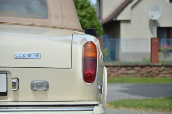 Rolls-Royce Corniche - 13