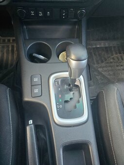 Toyota Hilux 2.4 D 110kW 4WD AT6 2017 - 13