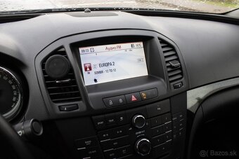 Opel Insignia 118kW (2011) - 13