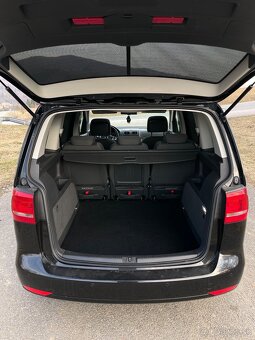 VW Touran Highline 2,0 TDI - 13