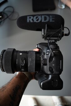 Canon EOS 80D + Sigma art Canon 18-35mm - 13