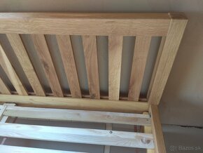 Masívna dubová posteľ Lucia + 2 stolíky zdarma - 13