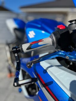 Suzuki Gsxr 750 - 13