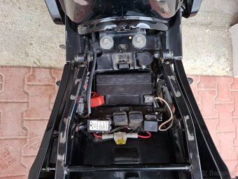 HONDA CBR 1100 XX Super Blackbird - 13