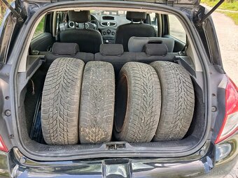 Renault Clio 1.2 benzín 55 KW - 13