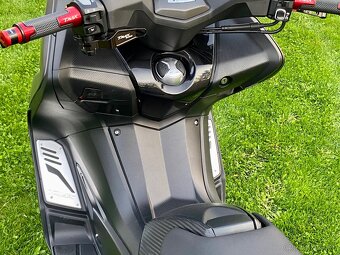 YAMAHA T MAX 530 BLACK EDITION -ABS-PC-K&N-MIVV-LED - 13