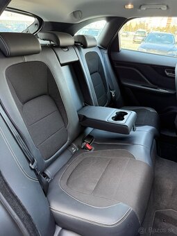 Jaguar F-Pace R-Sport 4x4 2.0benzin 184kW Racing-green - 13