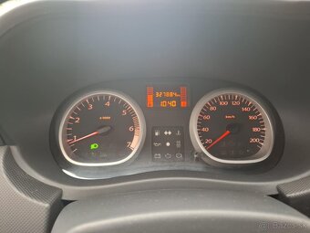 DACIA DUSTER 1,5dci 110 4x4 - 13