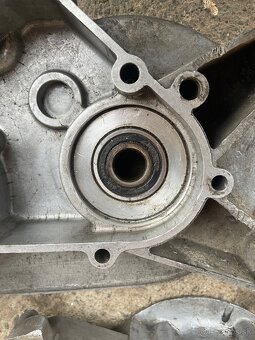 Bloky motora Babetta 215 + štítok a rám - 13