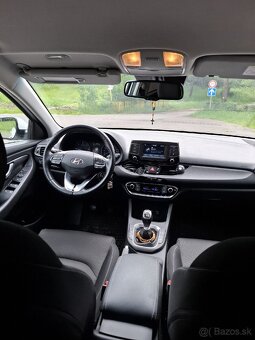 Hyundai i30 combi 1.6 crdi - 13