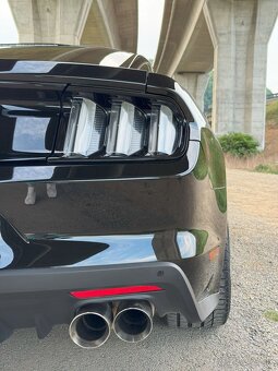Ford Mustang 5.0 GT, manual, EU verzia - 13