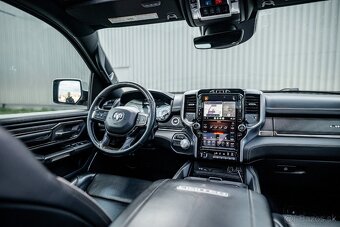 DODGE RAM 5.7 HEMI LIMITED - 13