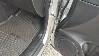 Suzuki Grand Vitara 1.9 DDiS JX - 13