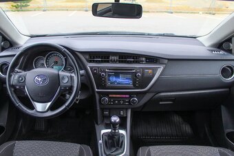Toyota Auris 1.6 l Valvematic Active - 13