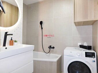 LUXUSNÝ, VEĽKÝ 4-IZB. BYT KOMPLETNE ZARIADENÝ S BALKÓNOM - 13