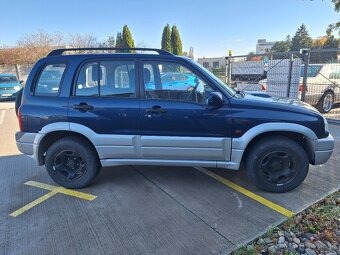 SUZUKI GRAND VITARA 2.0 HDI 4X4 KLÍMA ŤAŽNÉ - 13