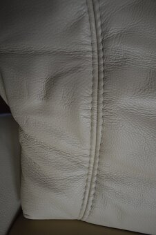 predam velmi kvalitne kozene kreslo zn.HIMOLLA - 13