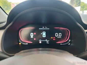 KIA CEED 1,5 T-GDI GOLD, GOLD + MY 2025 - 13