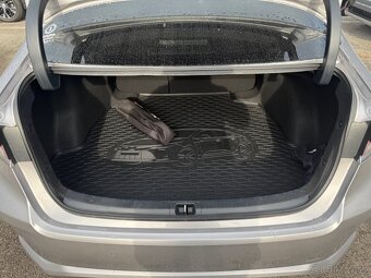 Toyota Corolla 1.6 VVTi Comfort Style Tech - 13