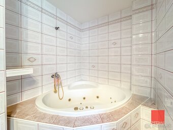 VEĽKORYSÝ ŠTÝLOVÝ RODINNÝ DOM - 13