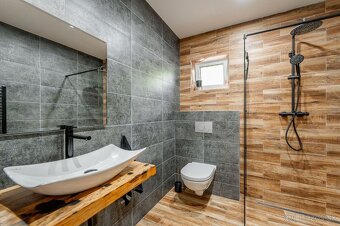 5 izbový rodinný dom v krásnom prostredí, obec Trsťany - 13