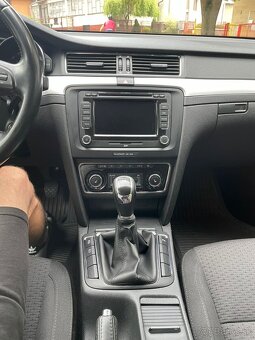 Škoda Superb 2.0 tdi 103kw - 13