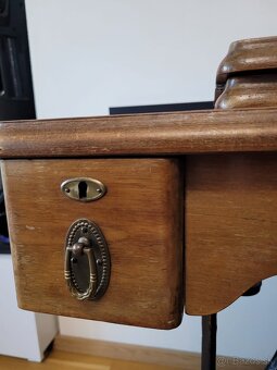 Šijací stroj SINGER - Johan Jax Linz - 13