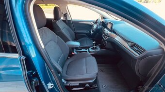 Ford Focus Kombi 1.5 TDCi EcoBlue Titanium - 13