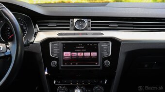 Volkswagen Passat Highline B8 Sedan 2.0 140kw DSG - 13