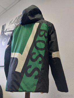 Elegantná jesenná bunda Hugo Boss - 13