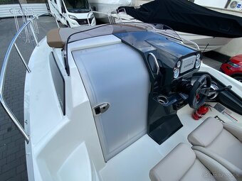 QUICKSILVER Activ 555 CABIN + MERCURY F 80 EFI ELPT záruka 5 - 13