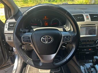 Toyota Avensis Combi 140 kW - 13