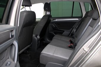 Volkswagen Golf Sportsvan 1.6 TDI DSG - 13