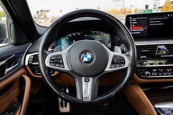 BMW Rad 5 Touring 540i MHEV xDrive M Sport - 13