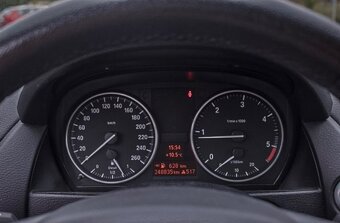 BMW X1 r.2010 , 110kw 4x4 - 13