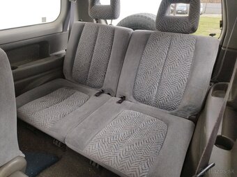 Suzuki Grand Vitara 4x4 AUTOMAT, r.v. 2002 - 13