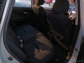 Predám Hyundai iX 20 - 13