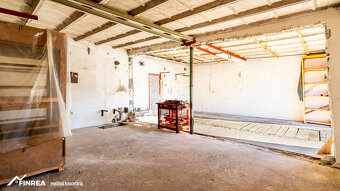 FINREA | Dvojgaráž v obci Istebné - 13