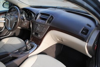 Opel Insignia 2.0 CDTI 130k Sport - 13
