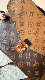 Louis Vuitton Pochette Metis - 13