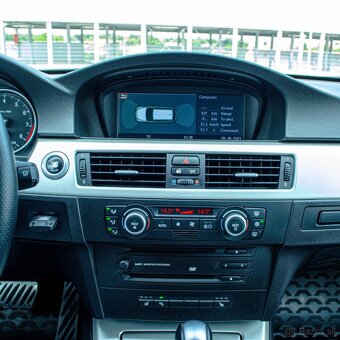 BMW Rad 3 Touring 335i M paket 225 kw - 13