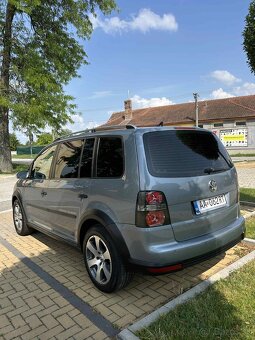 Touran T CROSS - 13