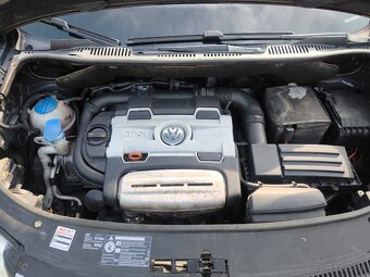 Volkswagen Touran - 13