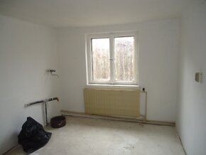 Rodinný dom s veľkým pozemkom 4329 m2, Levice-Kalinčiakovo - 13