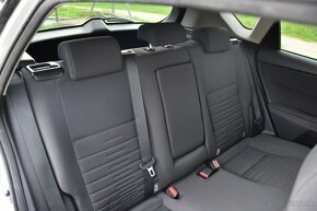 Toyota Auris 1.8 VVTi hybrid Comfort CVT 73 kW, 5dv. - 13