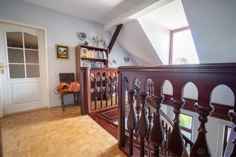 6 izbový rodinný dom 300 m2 so záhradou 1350 m2 Bernolákovo - 13