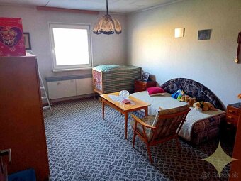 Predaj - výmena 2-oj generačný rodinný dom s veľkým pozemkom - 13