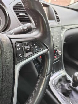 Opel Insignia 2.0 CDTI Cosmo, 118 kW, r.v. 2011 - 13