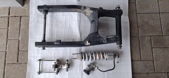 SUZUKI DL 650 V-STROM 2005 - 13